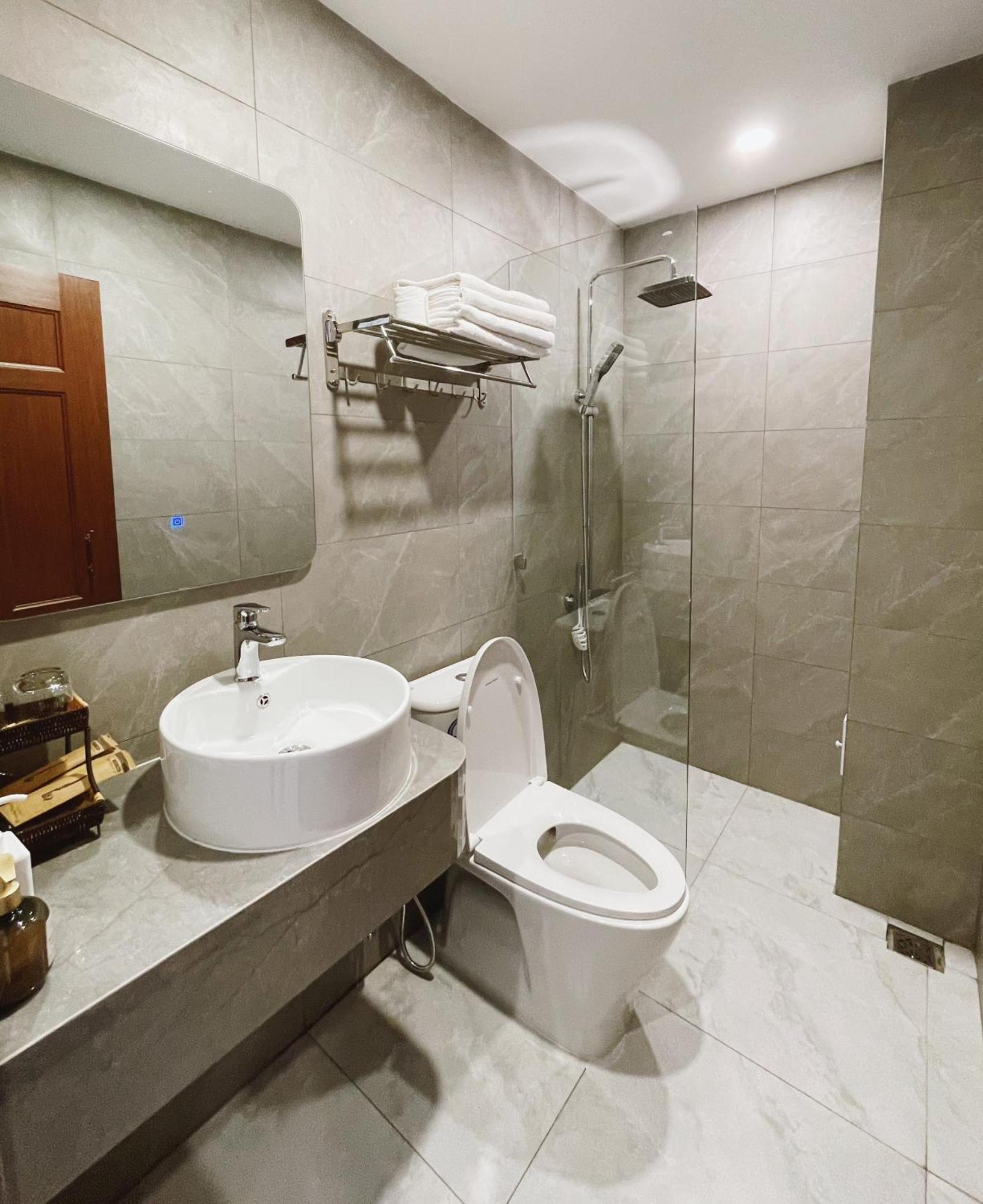 Phuong Nam Hotel An Giang Long Xuyên Zewnętrze zdjęcie